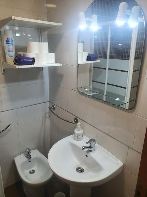 2F, Aire Acondic, 80M2, 2 Dormitorios, 4 Huespedes, Wifi Gratis La Linea de la Concepcion Exterior photo